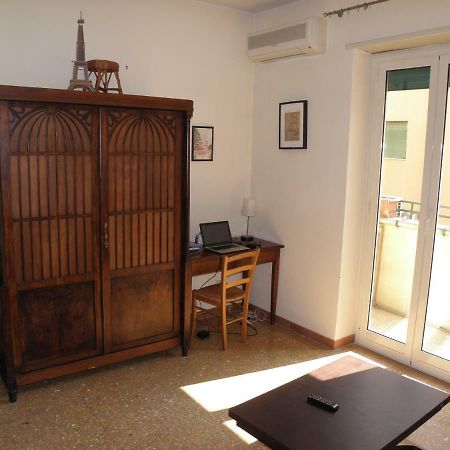 Casa Lorenzo Magnifico โรม ภายนอก รูปภาพ