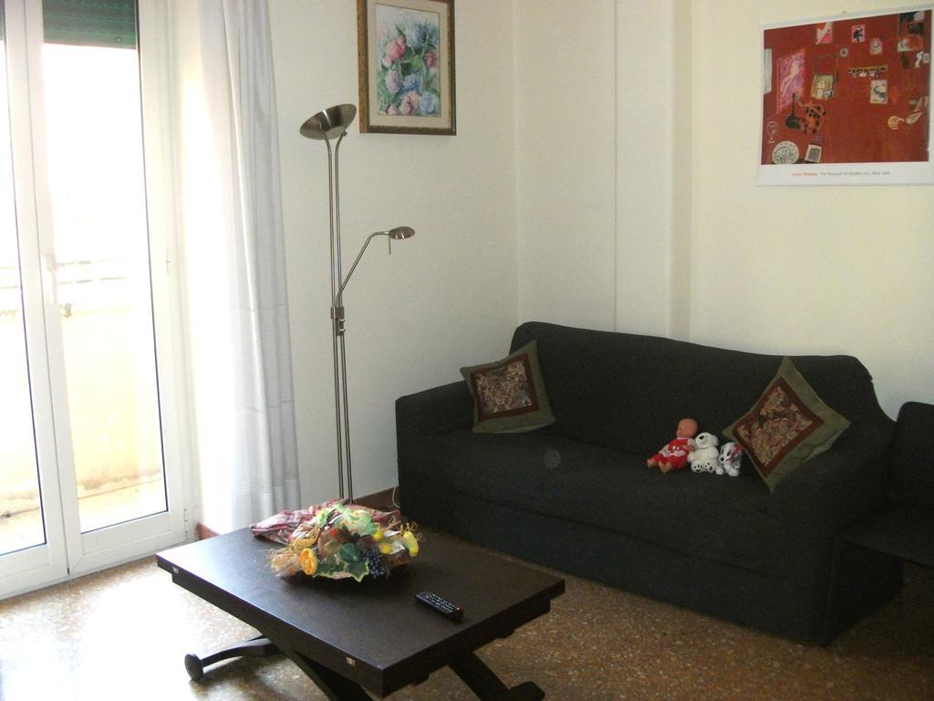 Casa Lorenzo Magnifico โรม ภายนอก รูปภาพ